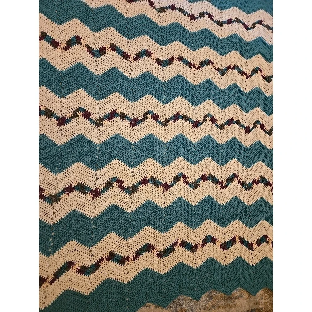 VTG 70s Crochet Afghan Blanket Turquoise White Burgundy Chevron Boho MCM 67x57